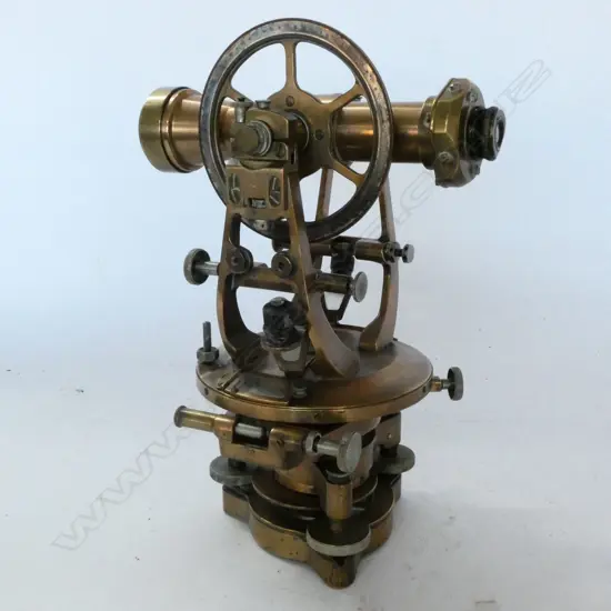 BRASS TRANSIT THEODOLITE BY COOKE, TROUGHTON SIMMS, YORK ENGLAND, c.1920s